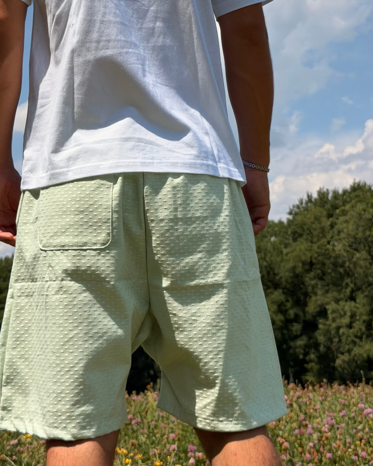 LE SHORT