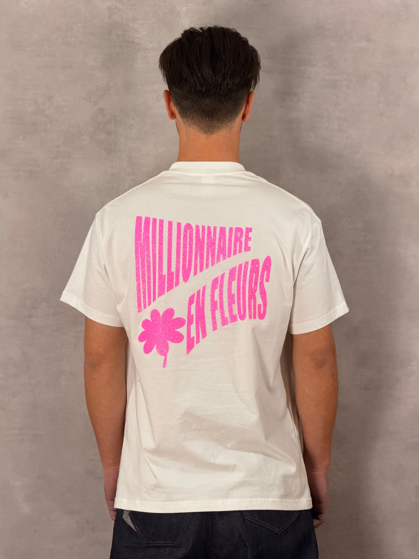Le t-shirt à fleurs