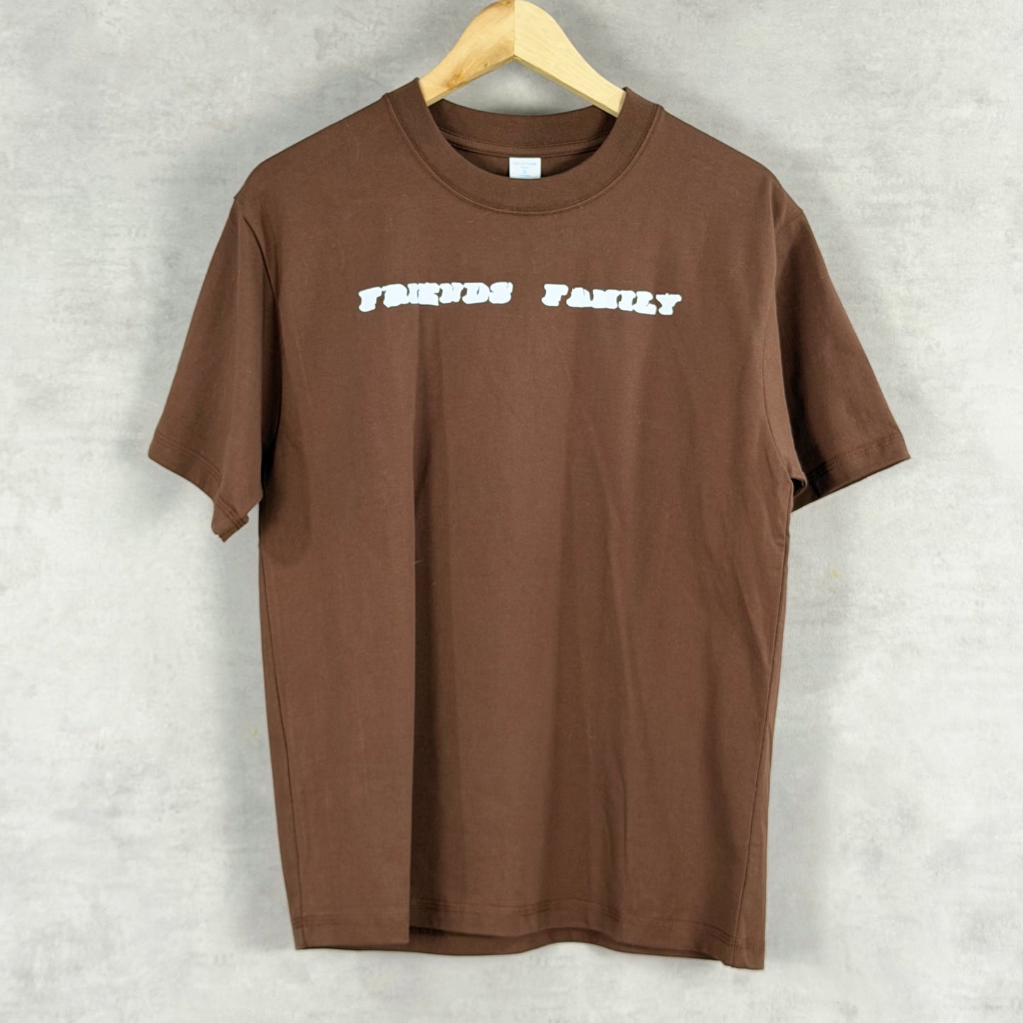 Le t-shirt à fleurs